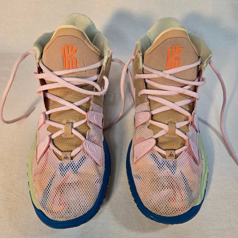 NIKE Kyrie 7 Exclusive "1 World 1 People" Regal Pink Sneakers Size 6.5Y 8W 6.5M - Picture 5 of 16